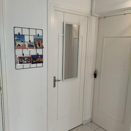 Joli Appartement Proche Metro Lyon Exterior photo